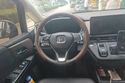 Honda Odyssey 2022, 30900 км, за 23438 USD - фото 10