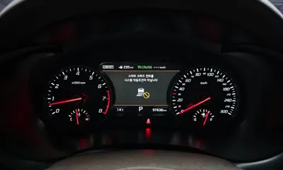 Kia Stinger 2018, 97636 км, за 9844.73 USD - фото 8