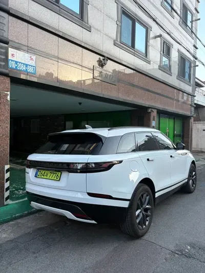 Land Rover Range Rover Velar 2026, 10013 км, за 59988.28 USD