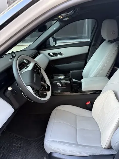 Land Rover Range Rover Velar 2026, 10013 км, за 59988.28 USD