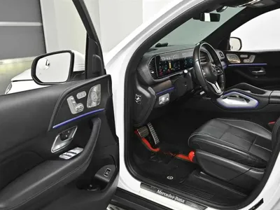 Mercedes-Benz GLS-Class 2021, 63794 км, за 53355.08 USD - фото 11
