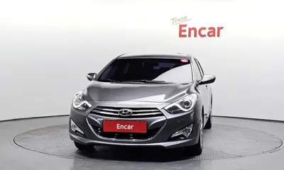 Hyundai i40 2014, 93700 км, за 4618.43 USD