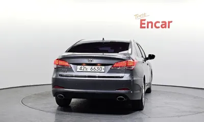 Hyundai i40 2014, 93700 км, за 4618.43 USD
