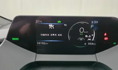 Toyota Prius 2024, 19192 км, за 22449.78 USD - фото 8
