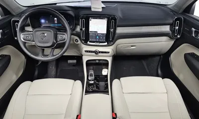 Volvo XC40 2025, 20294 км, за 27504.27 USD - фото 7