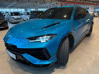 Lamborghini Urus 2024, 4000 км, за 236247.87 USD