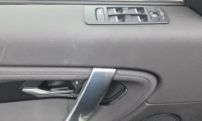 Land Rover Discovery Sport 2022, 48146 км, за 18773.15 USD - фото 29