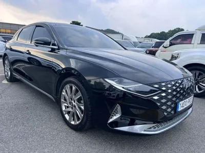 Hyundai Grandeur 2021, 82255 км, за 18445.58 USD