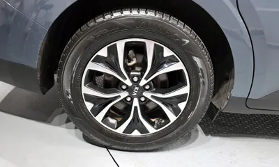 Kia Canival 2021, 88731 км, за 13456.41 USD