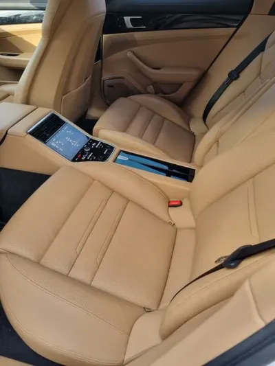 Porsche Panamera 2020, 111000 км, за 43980.57 USD - фото 7