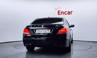Hyundai Equus 2014, 181513 км, за 8336.62 USD