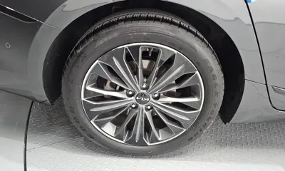Kia K8 2023, 31855 км, за 21990.29 USD