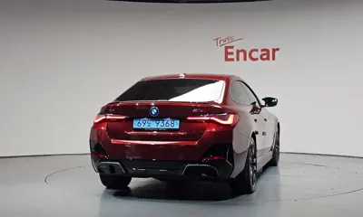 BMW i4 2024, 30422 км, за 39005 USD