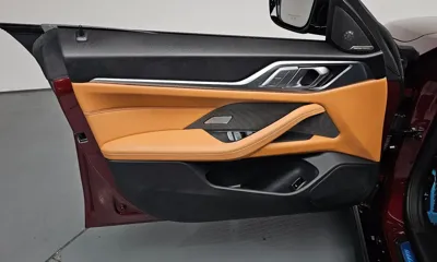 BMW i4 2024, 30422 км, за 38939.07 USD - фото 24