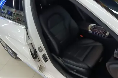 Mercedes-Benz C-Class · 2020 год