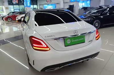 Mercedes-Benz C-Class 2020, 80000 км, за 23514 USD - фото 12