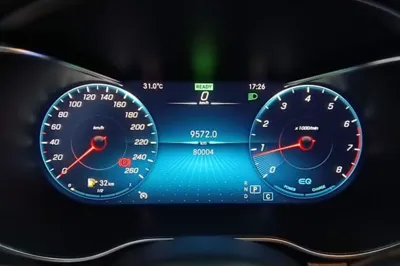 Mercedes-Benz C-Class 2020, 80000 км, за 23514 USD - фото 22