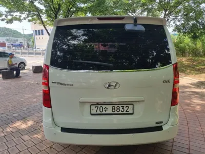 Hyundai Starex 2011, 244964 км, за 3437.34 USD