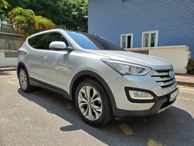 Hyundai Santafe 2015, 158357 км, за 6236.05 USD