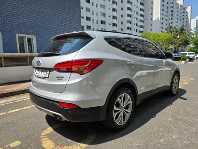Hyundai Santafe 2015, 158357 км, за 6236.05 USD