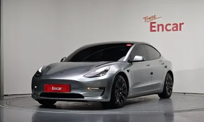 Tesla Model 3 · 2020 год
