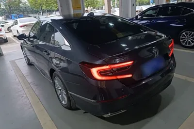 Honda Accord 2022, 37900 км, за 18322 USD