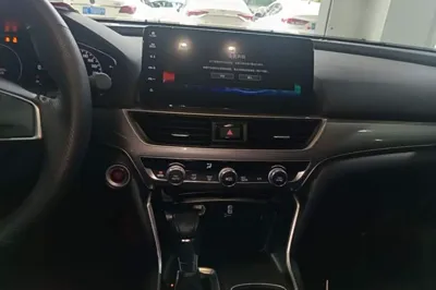 Honda Accord 2022, 37900 км, за 18322 USD - фото 15