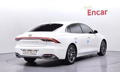 Hyundai Grandeur 2021, 163436 км, за 10358.31 USD