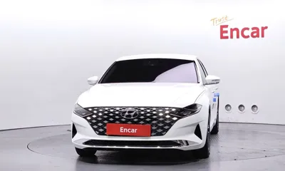 Hyundai Grandeur 2021, 163436 км, за 10358.31 USD