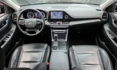 Hyundai Grandeur 2018, 115912 км, за 8205.33 USD - фото 7