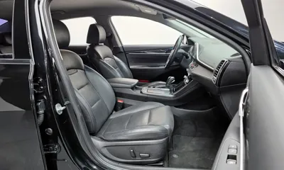 Hyundai Grandeur 2018, 115912 км, за 8205.33 USD - фото 10