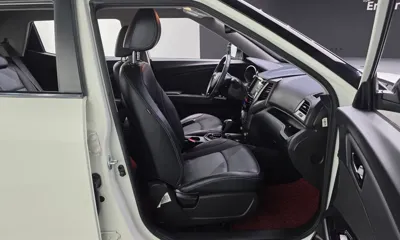 KG_Mobility_Ssangyong TIBOLI 2017, 61404 км, за 6370.67 USD - фото 11
