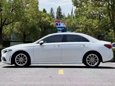 Mercedes-Benz A-Class 2022, 60000 км, за 15523.67 USD - фото 8