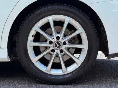 Mercedes-Benz A-Class 2022, 60000 км, за 15523.67 USD - фото 9