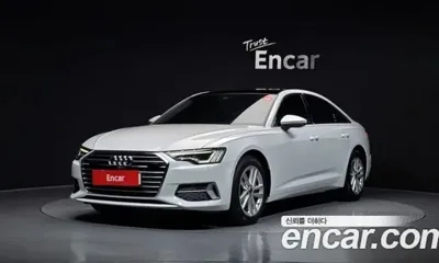 Audi A6 · 2023 год