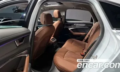 Audi A6 2023, 42415 км, за 23785.92 USD - фото 13