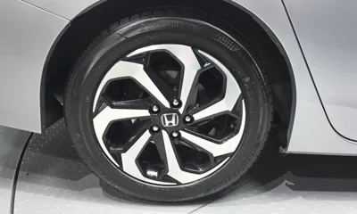 Honda Accord 2017, 97530 км, за 6446.57 USD