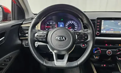 Kia Stonic 2018, 107668 км, за 5014 USD - фото 13