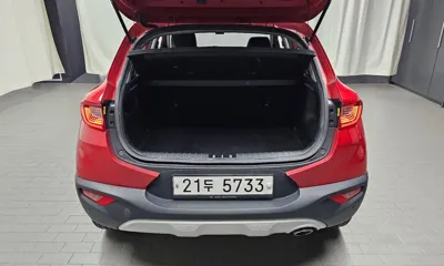 Kia Stonic 2018, 107668 км, за 5014 USD - фото 20
