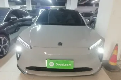 Nio ET5T 2024, 64400 км, за 21930 USD
