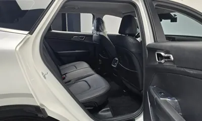 Kia Sportage 2024, 19108 км, за 17067.09 USD - фото 12