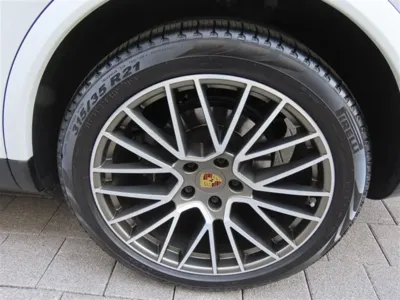 Porsche Cayenne 2022, 37000 км, за 67424.69 USD - фото 15