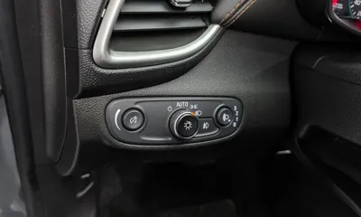 ChevroletGMDaewoo Trax 2020, 85633 км, за 5222.11 USD - фото 17