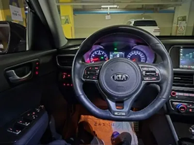 Kia K5 2016, 77179 км, за 8139.61 USD - фото 12