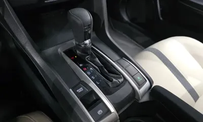 Honda Civic 2017, 105960 км, за 7870.55 USD - фото 9