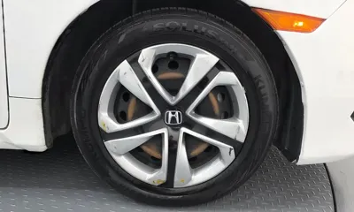 Honda Civic 2017, 105960 км, за 7870.55 USD - фото 21