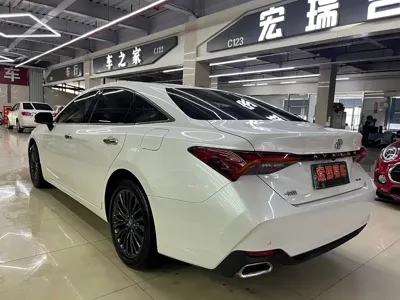 Toyota Avalon 2020, 120000 км, за 13228.11 USD