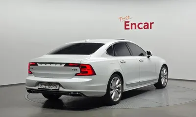 Volvo S90 2019, 82103 км, за 16198.3 USD