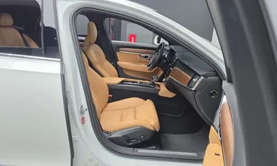 Volvo S90 2019, 82103 км, за 16198.3 USD - фото 11