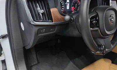 Volvo S90 2019, 82103 км, за 16198.3 USD - фото 33